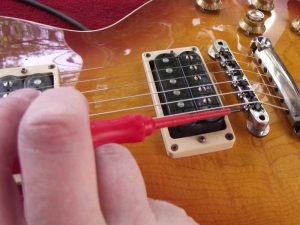 Adjusting the intonation of a Gibson Les Paul
