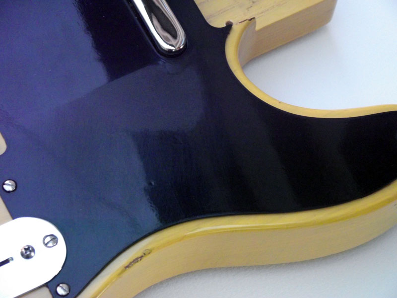 Close-up of the disressed pickguard